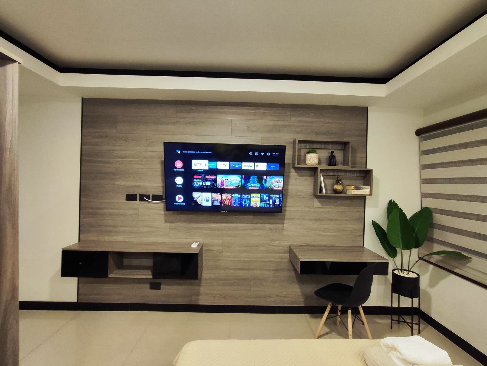 Departamento en AlquilerEn Equipetrol lujoso departamento de 2 Dormitorios Amoblado en Alquiler  3 dormitorios 2 baños 1 parqueos Foto 11