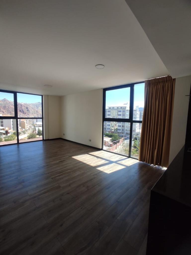 En Alquiler a $us 400 Foto 3