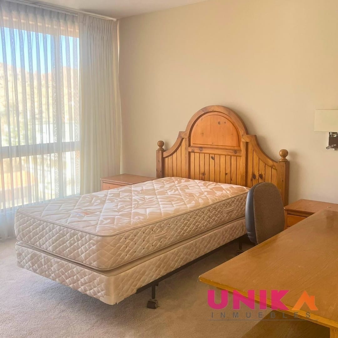 Departamento en AlquilerHermoso Penthouse Duplex Semi Amueblado, con lindas vista , Calacoto  3 dormitorios 4 baños 2 parqueos Foto 20