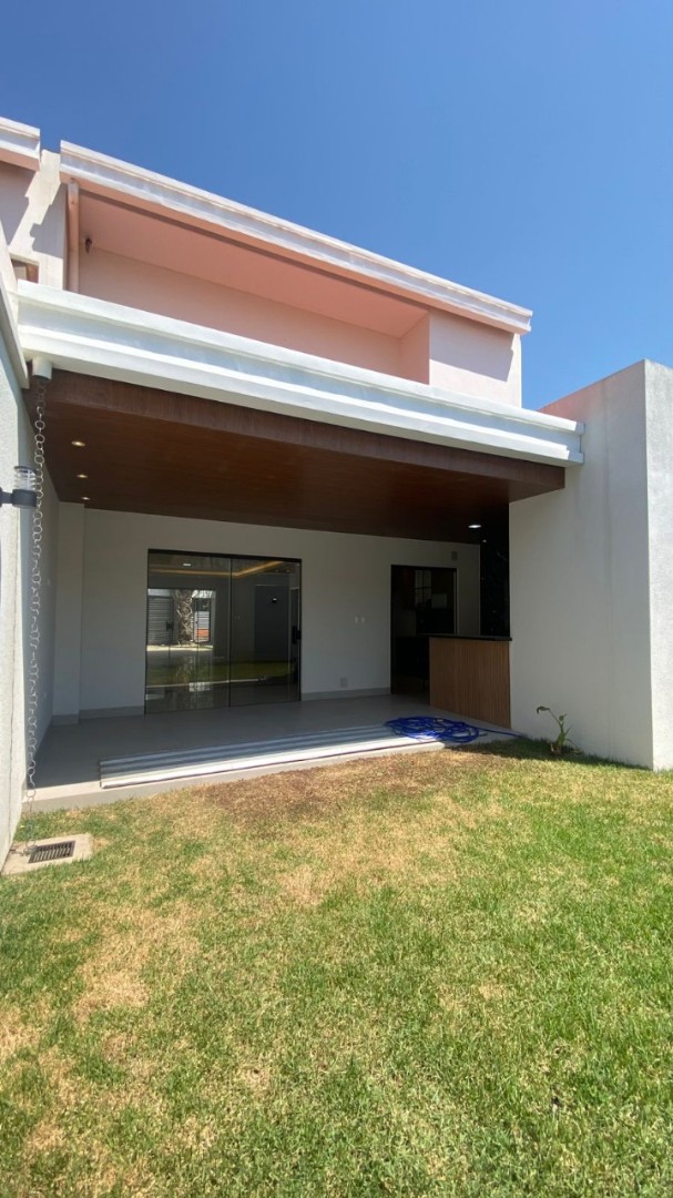 Casa en AlquilerZona Norte
Av. Beni entre 6tony 7mo anillo 3 dormitorios 3 baños 2 parqueos Foto 2