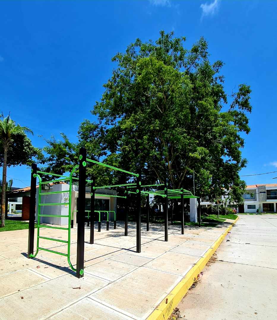 Casa Zona Norte 
km 8½ Banzer (Zona Col. Cambridge)
Condominio Las Palmeras 2 Foto 7