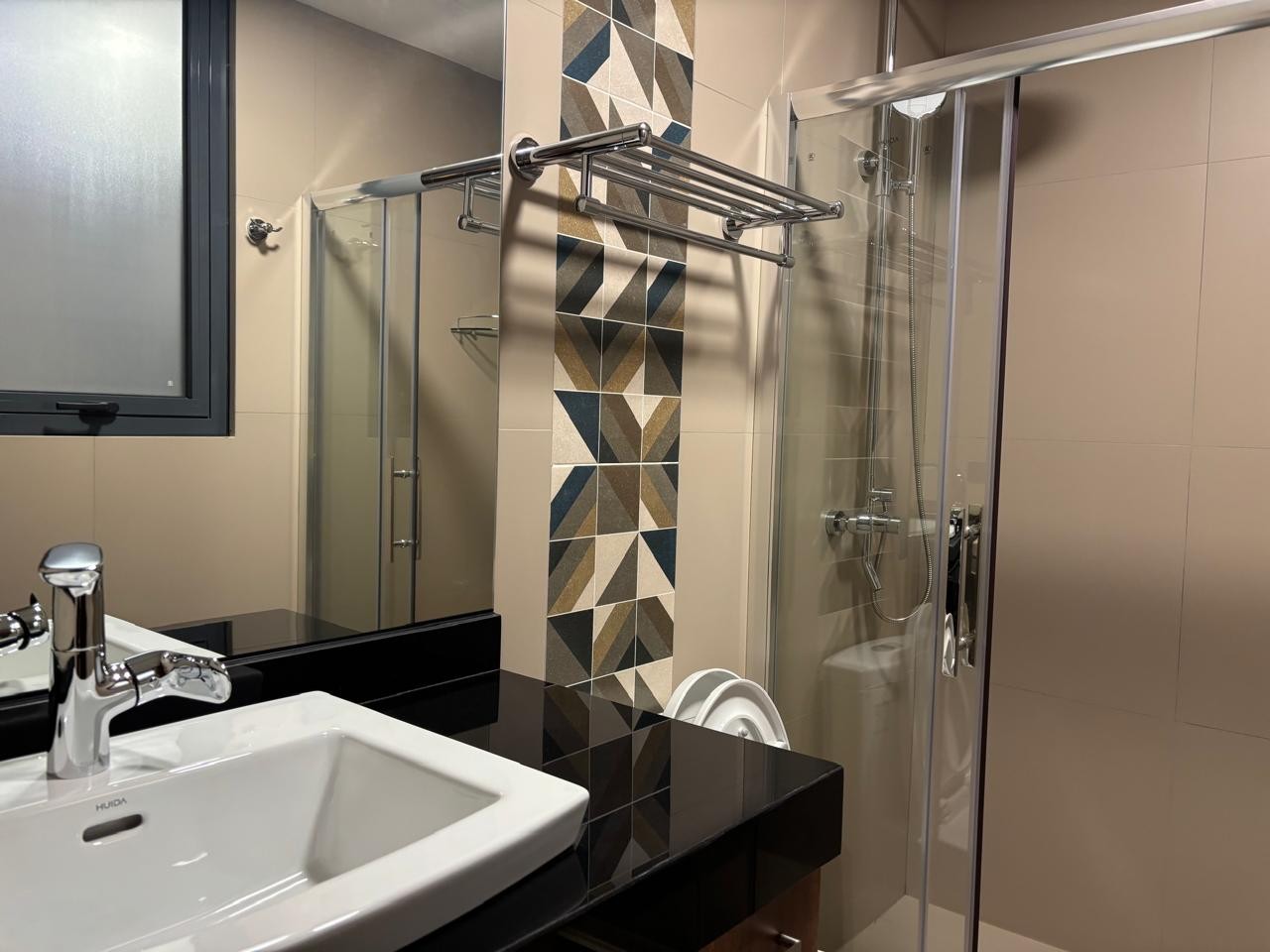 En Alquiler a $us 1,200 Foto 8