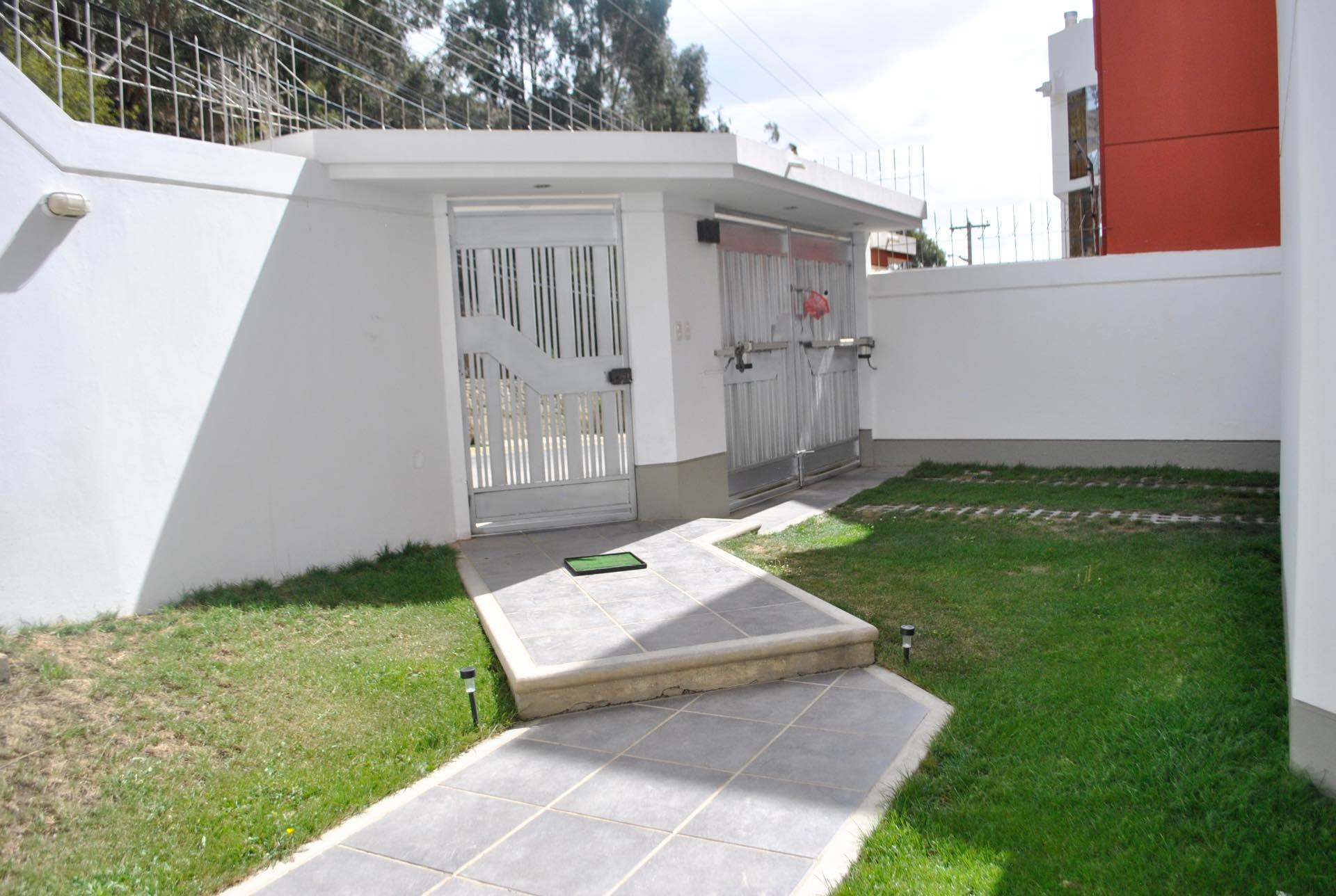 Casa en Achumani en La Paz 4 dormitorios 5 baños 2 parqueos Foto 17