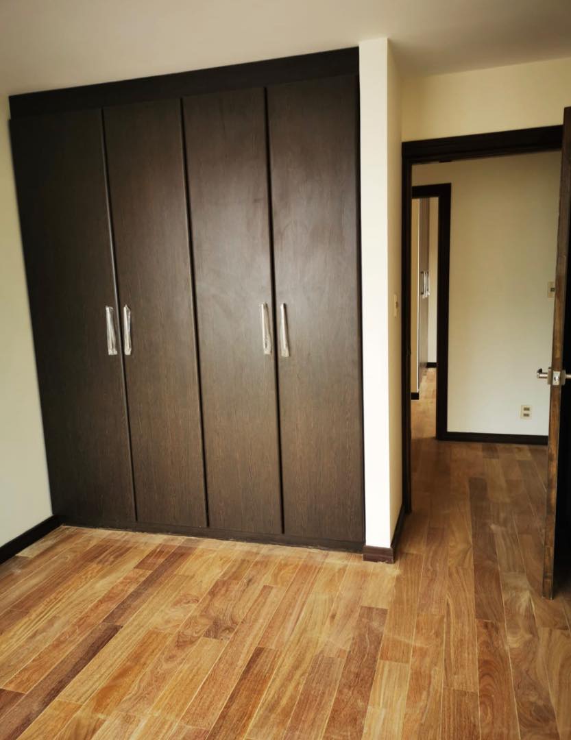 Departamento en VentaMIRAFLORES  CALLE  ITURRALDE Foto 6