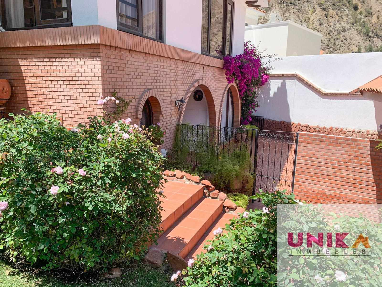 En Alquiler a $us 2,000 Foto 1