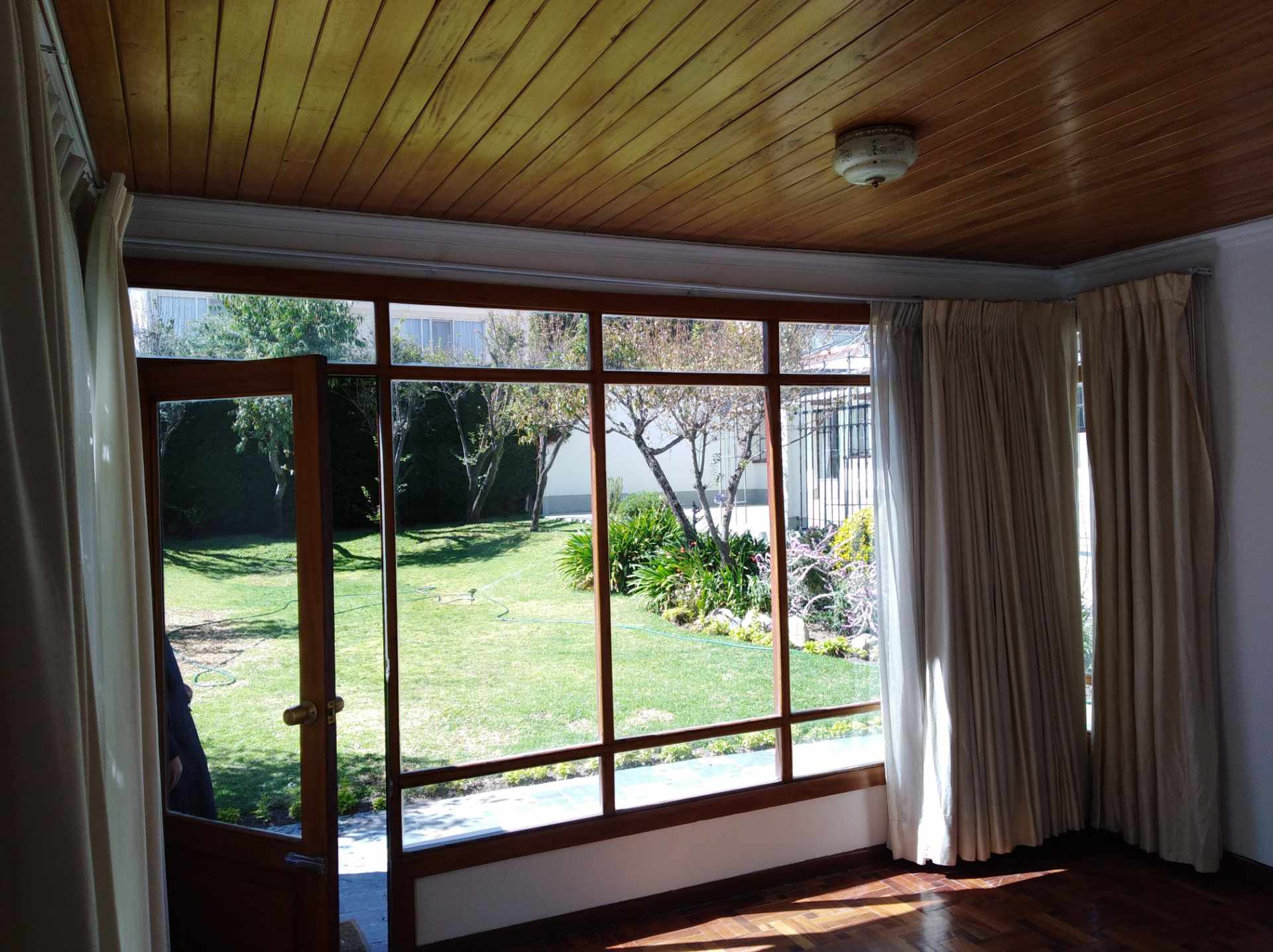 Casa en AlquilerCALACOTO calle 16 a 1/2 cuadra de la Av. Julio C. Patiño.  Foto 23