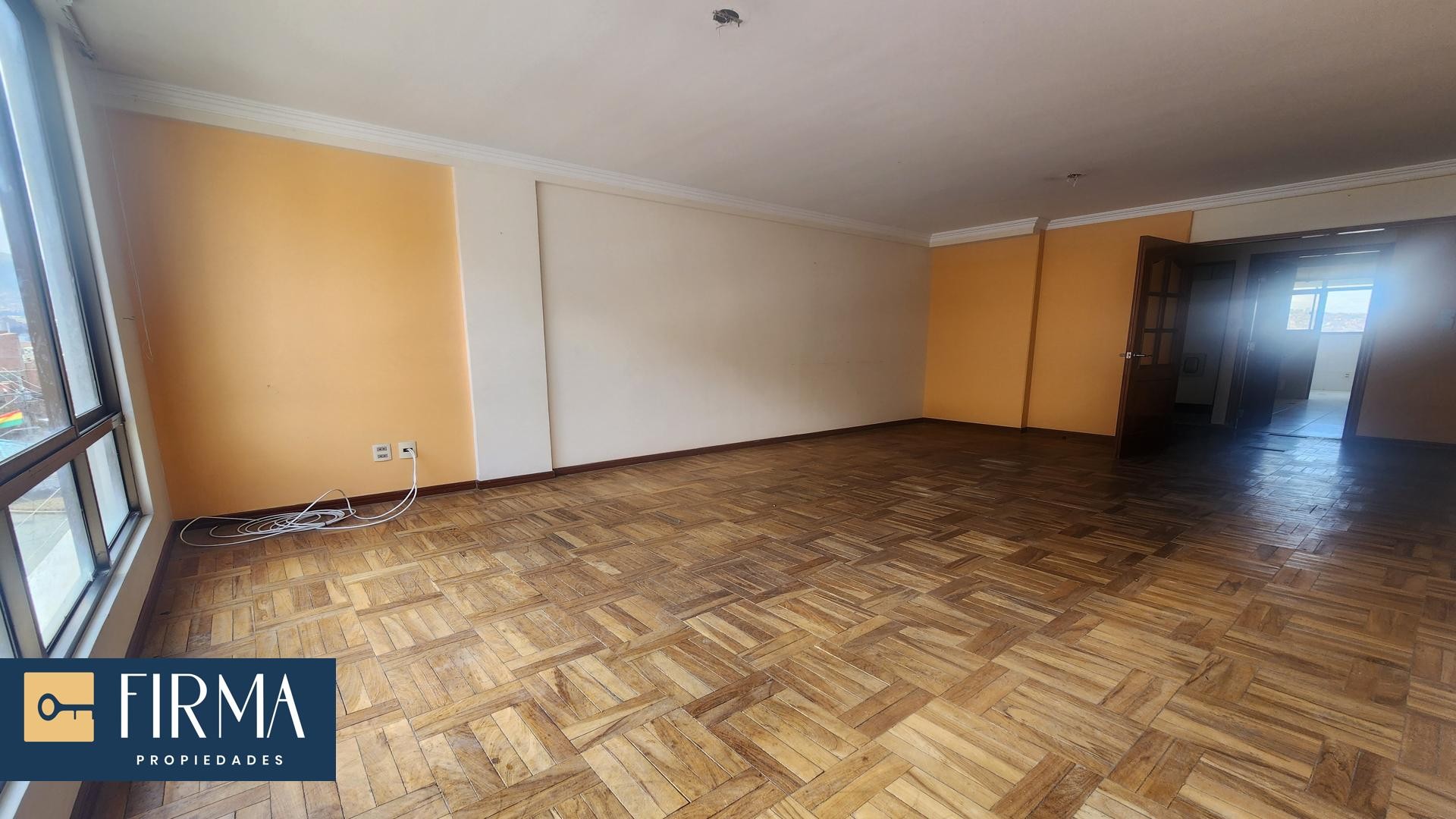 Departamento en Miraflores en La Paz 3 dormitorios 3 baños  Foto 11