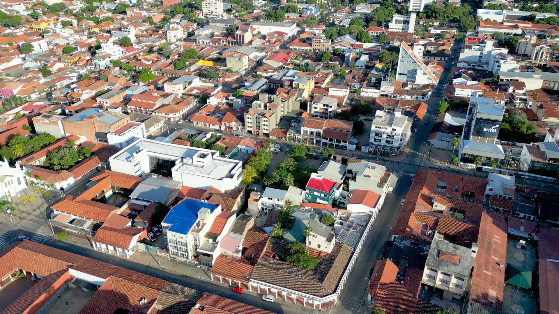 Terreno en VentaCalle Warnes entre calle Chuquisaca y Calle La Paz  Foto 5