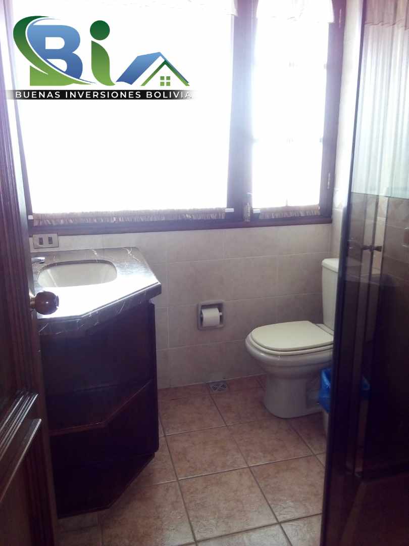 En Alquiler a $us 1,280 Foto 8