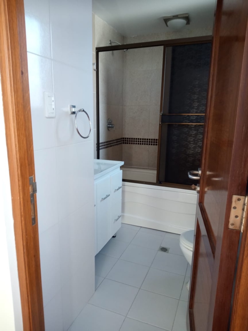 Departamento en AlquilerCalle 27 de los pinos  DEPARTAMENTO EN ALQUILER  2 dormitorios 2 baños 1 parqueos Foto 47