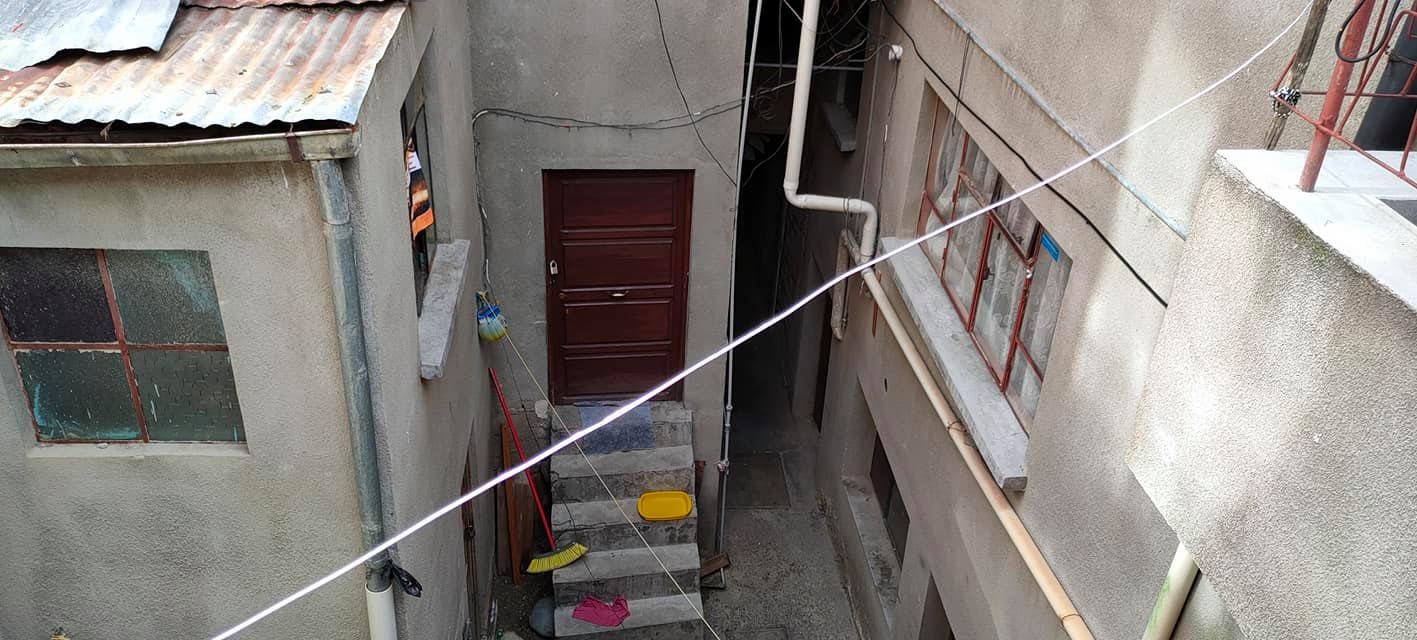 Casa en Tembladerani en La Paz 8 dormitorios 2 baños 1 parqueos Foto 6