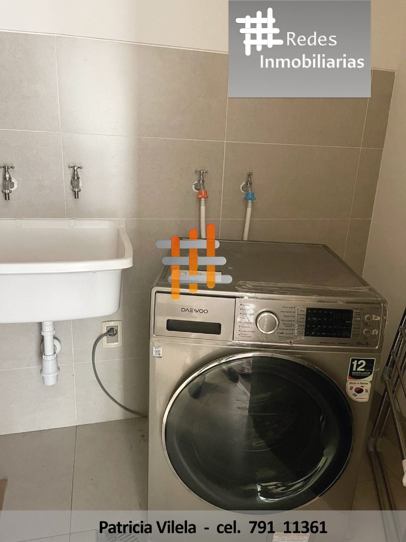 Departamento en AlquilerAMOBLADO Y EQUIPADO, EN ALQUILER DEPARTAMENTO DE 2 DORMITORIOS EN CALACOTO 2 dormitorios 3 baños 1 parqueos Foto 12