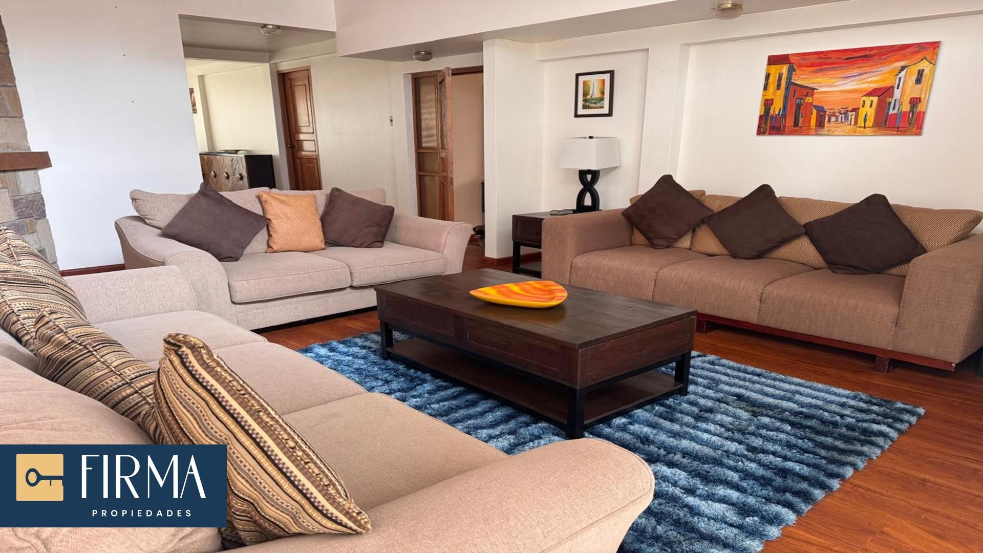 Casa en AlquilerCASA EN ALQUILER CON GARZONIER INDEPENDIENTE, IRPAVI BAJO 4 dormitorios 6 baños 3 parqueos Foto 8