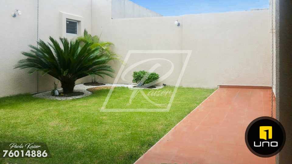 Casa en AlquilerAvenida Banzer, Km 9, Condominio Sevilla Norte 2 3 dormitorios 3 baños 2 parqueos Foto 2