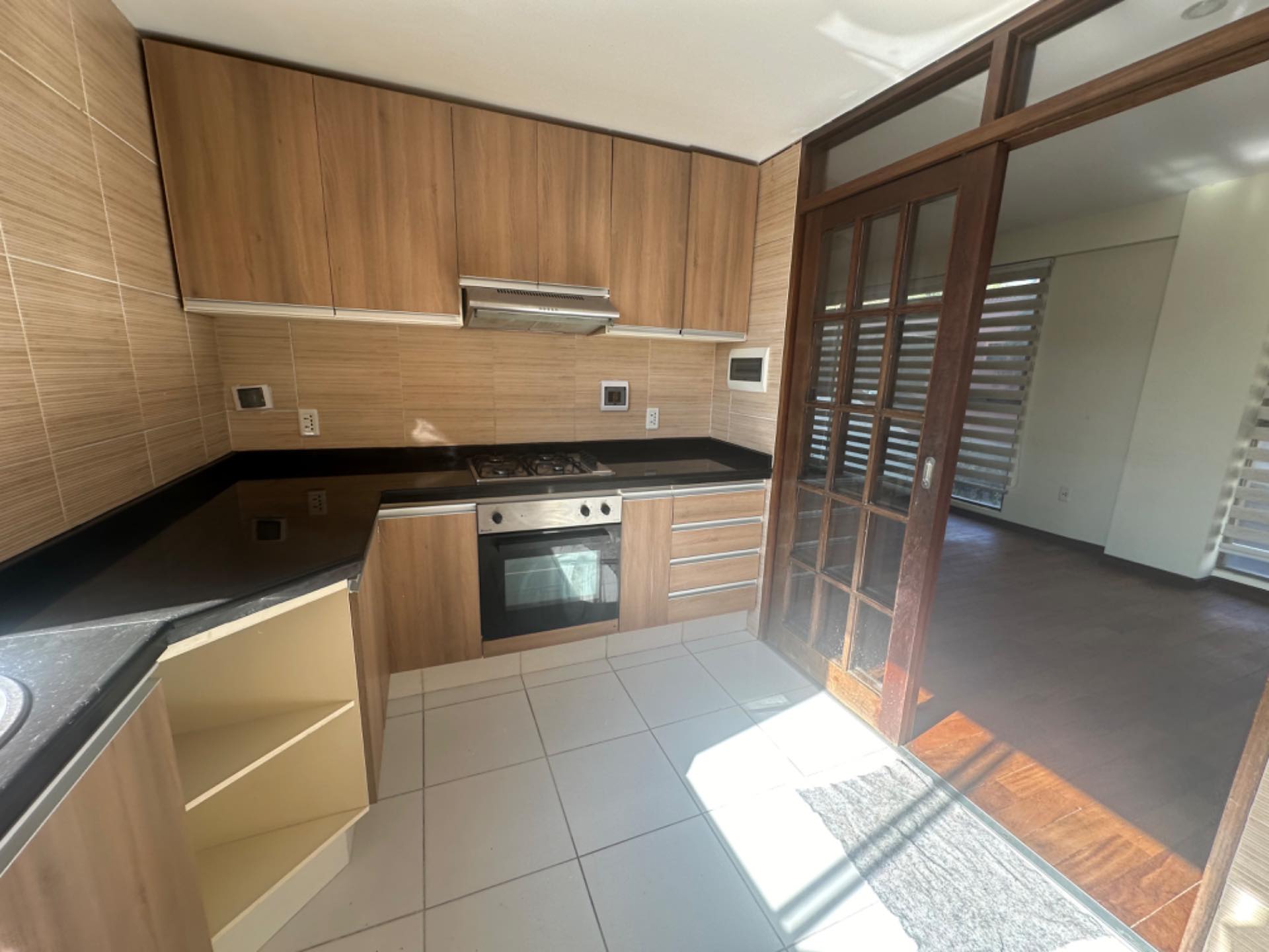 Departamento en AlquilerCalle 27 de los pinos  DEPARTAMENTO EN ALQUILER  2 dormitorios 2 baños 1 parqueos Foto 2