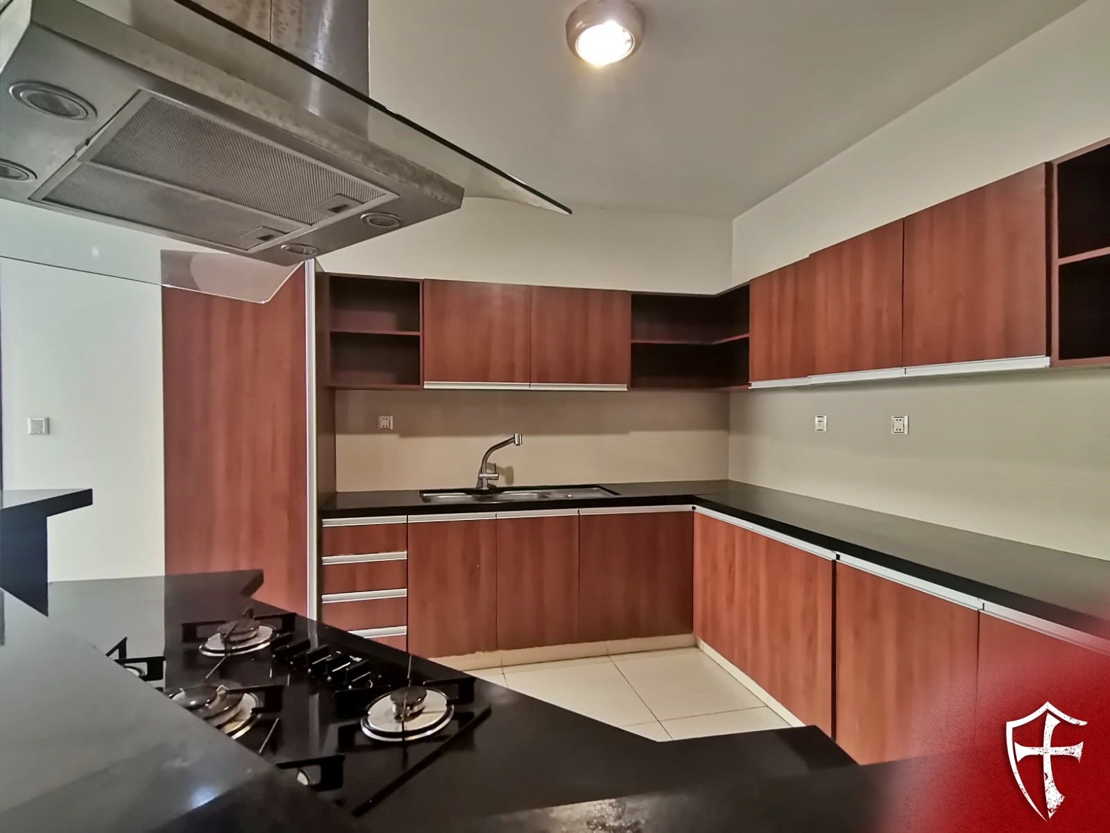 Departamento en AlquilerSegundo anillo entre Pirai y Roca Coronado Foto 7