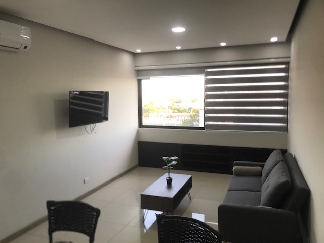 Departamento en AlquilerCondominio Sky Lux, Equipetrol Norte y 4to. Anillo, a pasos de Torre Dúo y del Mall Ventura. 1 dormitorios 2 baños 1 parqueos Foto 4