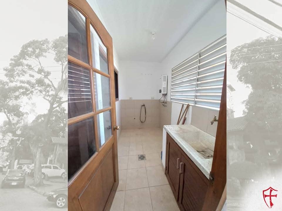 En Alquiler a Bs 4,500 Foto 5