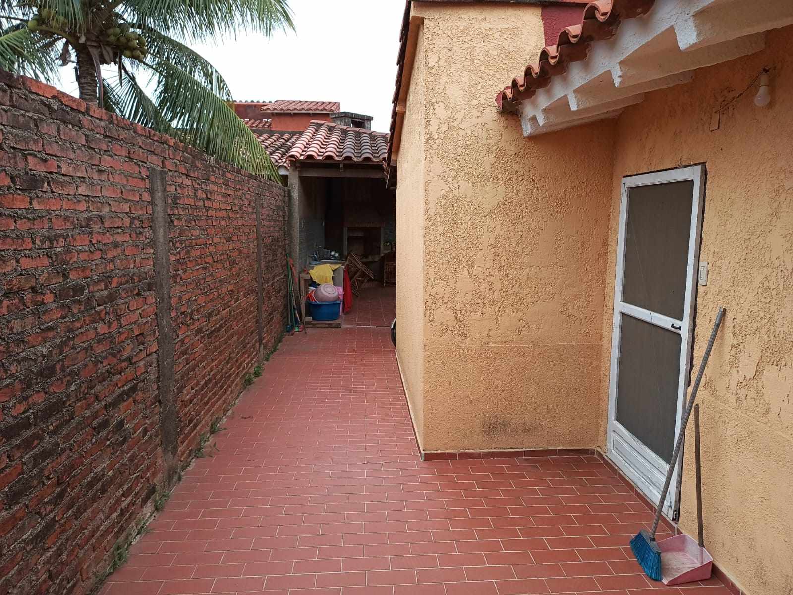 Casa en VentaURB TOBOROCHI ZONA SUR CALLLE EL NOGAL ; Líneas De Micro 1, 115, 116, 77, 78, 120
zona Sur
colinda Con Barrio El Caminero / Blooming / Las Amaericas / El Paraiso 3 dormitorios 1 baños 2 parqueos Foto 7