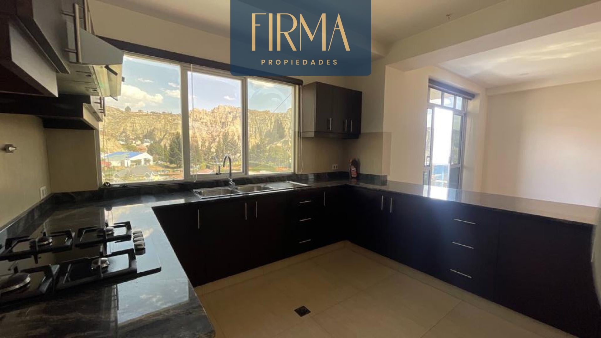 Departamento en AlquilerDEPARTAMENTO EN ALQUILER EN ACHUMANI 2 dormitorios 2 baños 1 parqueos Foto 4