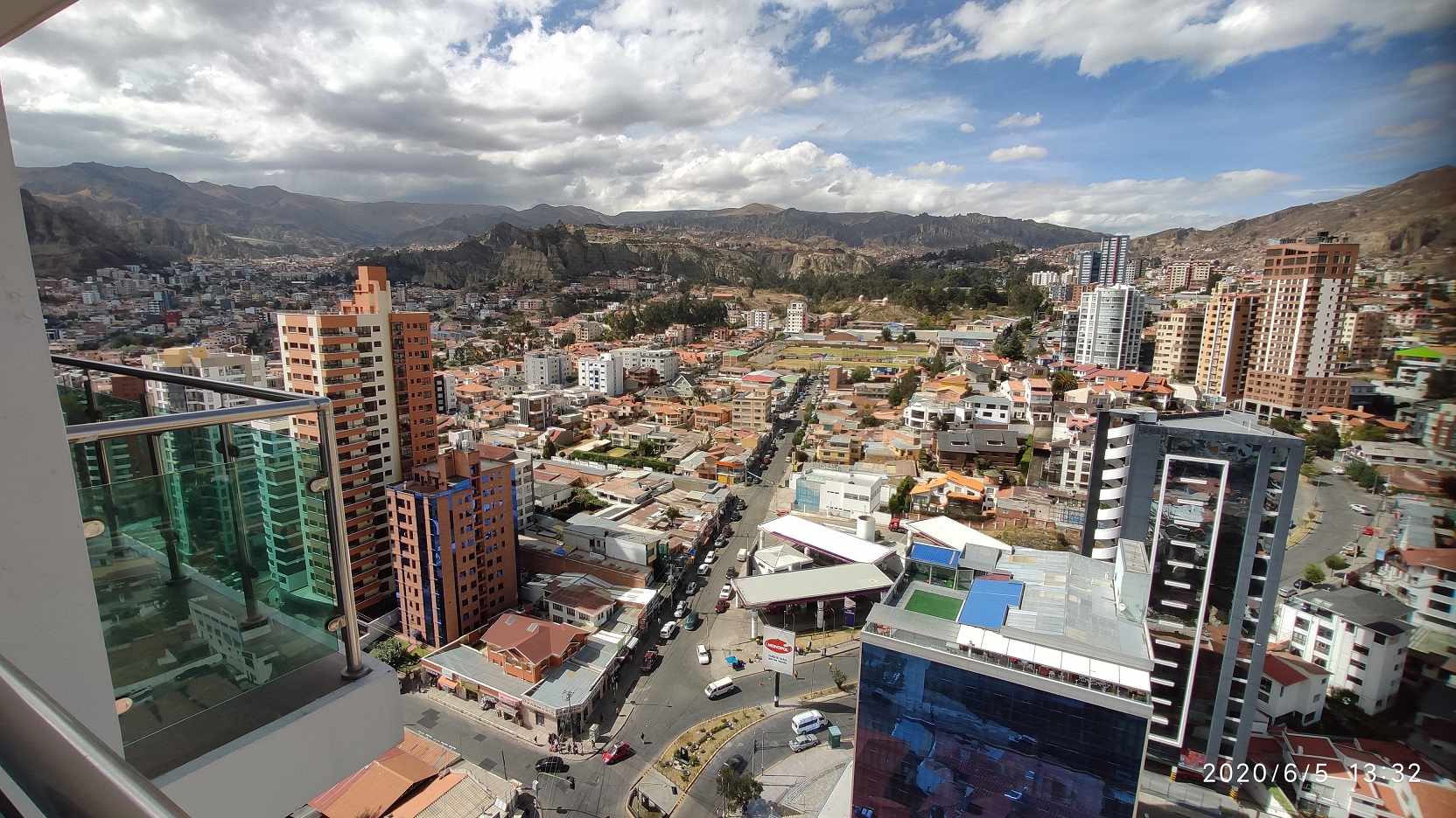 En Alquiler a $us 650 Foto 7