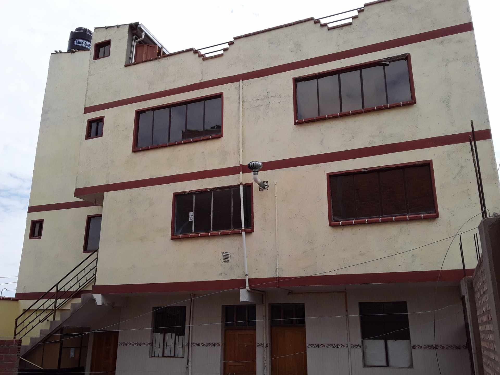 Casa en VentaSebastian Barba de Padilla y Encinas Nieto. Cerca YPFB 6 dormitorios 4 baños  Foto 24